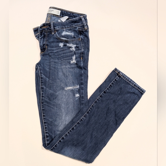 Abercrombie & Fitch Denim - Abercrombie & Fitch Women's Distressed Slim Straight Dark Blue Jeans